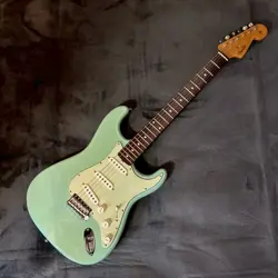SHOP 60 STRATCASTER
