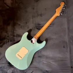 STRATCASTER NOS