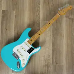 FENDER AMERICAN VINTAGE II 1957 STRATOCASTER SEA FOAM GREEN ELECTRIC GUITAR ST