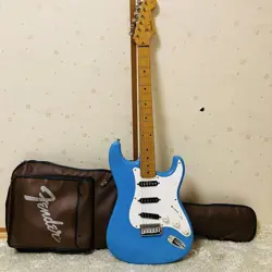 RARE FENDER JAPAN STD 54 ELECTRIC GUITAR WITH SOFT CASE VINTAGE STYLE