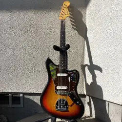 ELECTRIC GUITAR FENDER JAPAN JAGUAR SUNBURST CRAFTED IN JAPAN