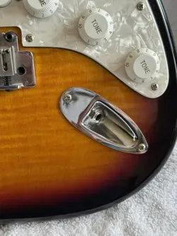 STANDARD STRATOCASTER LOADED