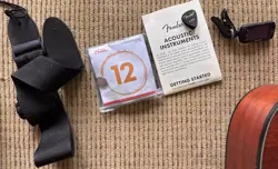 CONCERT ACOUSTIC GUITAR