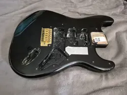 SQUIER /FENDER STRATOCASTER STRAT GUITAR BODY BLACK FULL 1.75