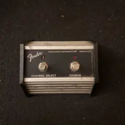 FENDER CHANNEL SELECT/CHORUS  DRIVE 2-BUTTON FOOTSWITCH