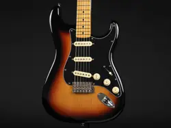 FENDER VINTERA II 70S STRATOCASTER USED ALDER BODY 3-COLOR SUNBURST W/GIG CASE
