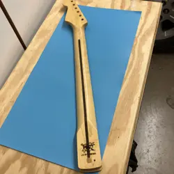 NEW MIGHTY MITE FENDER LIC STRATOCASTER STRAT NECK GUITAR PARTS LAUREL MM2960-LA