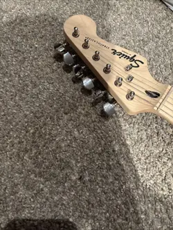 ELECTRIC GUITAR COLOR