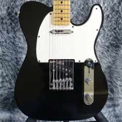 FENDER AMERICAN TRADITIONAL TELECASTER BLACK W/GIG BAG USED