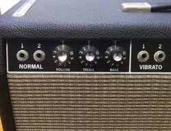 FENDER 65 DELUXE REVERB