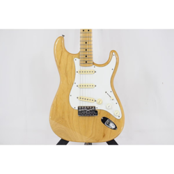 AUTH FENDER JAPAN ST71/ASH ELECTRIC GUITAR 260-007-173-7591