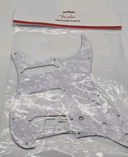 PICKGUARD WHT