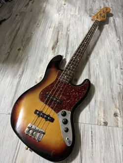 FENDER AMERICAN VINTAGE'62 JAZZ BASS / ELECTRIC BASS GUITAR W/ HC MADE IN USA