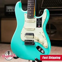 FENDER AMERICAN ULTRA LUXE '60S STRATOCASTER HSS, ROSEWOOD FINGERBOARD ELECTRIC