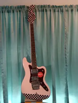 VIBE CUSTOM BASS