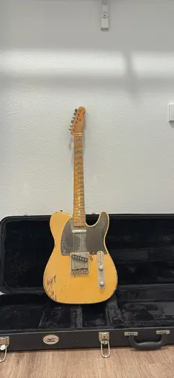 FENDER CUSTOM SHOP '52 TELECASTER SUPER HEAVY RELIC ELECTRIC GUITAR