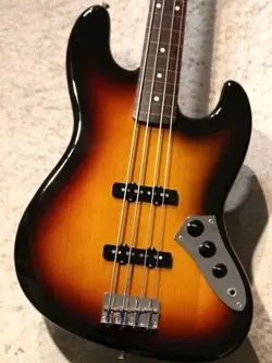 FENDER JAPAN JB62-77FL -3 TONE SUNBURST- USED