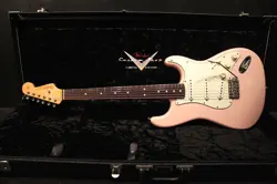 FENDER CUSTOM SHOP TOTAL TONE 1963 STRATOCASTER RELIC SHELL PINK 2013