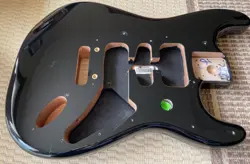 FENDER VINTERA STRATOCASTER BODY - BLACK - 2020'S - MEXICO