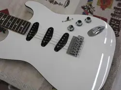 FENDER AERODYNE SPECIAL STRATOCASTER USED 2022 BASSWOOD BODY MAPLENECK W/GIGCASE