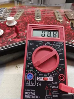 SQUIER MODIFIED STRATOCASTER