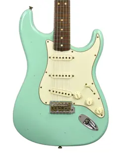 FENDER CUSTOM SHOP 63 STRATOCASTER JOURNEYMAN RELIC IN FADED SEA FOAM GREEN