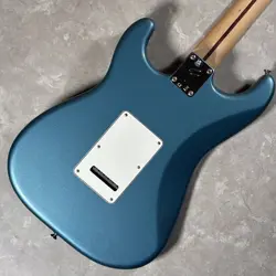 FENDER PLAYER STRAT