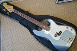 ELECTRIC BASS GUITAR FENDER PB62-US OLB PRECISION BASS MADE IN JAPAN WITH CASE