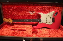 FENDER CUSTOM SHOP LIMITED EDITION '62 '63 STRATOCASTER JOURNEYMAN RELIC 2022