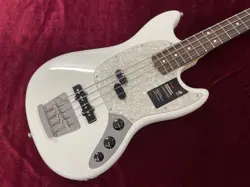 USED FENDER /AM PERF MUST BAS AEON MALL DAINICHI STORE 2500004101942 NO.RG1947