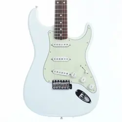 USED FENDER / TRADITIONAL 60S STRATOCASTER OLYMPIC WHITE UMEDA STORE NO.RG1886