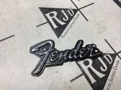80’S FENDER USA AMPLIFIER BADGE METAL 4.5”