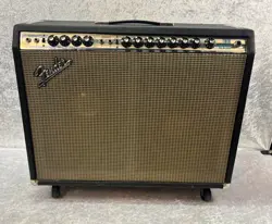 1972 FENDER TWIN