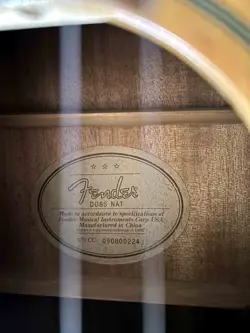 FENDER DG8S NAT ACOUSTIC GUITAR SOLID TOP GREAT CONDITION PROSETUP SOFT CASE