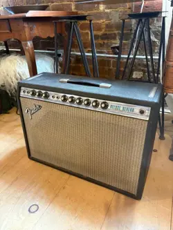 VINTAGE 1977 FENDER DELUXE REVERB GUITAR AMP - SERVICED AND CLEAN!
