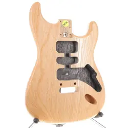 NATURAL FINISH STRAT