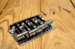 FENDER PLAYER SERIES PRECISION P BASS GUITAR CHROME BRIDGE