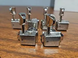 FENDER CLASSIC GEAR TUNING MACHINE HEADS CHROME