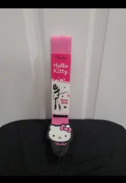 HELLO KITTY PINK GUITAR STRAP SANRIO 2005 BY FENDER - RARE BRAND NEW WITH TAGS
