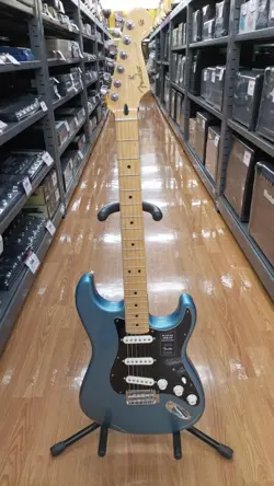PLAYER STRATOCASTER NO250820