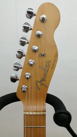 FENDER MTL-32