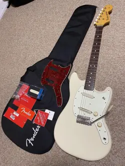 MUSTANG CHARM MUSTANG