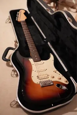 DELUXE STRATO #PC0NDM