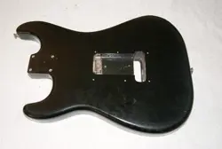 FENDER MIM BLACK