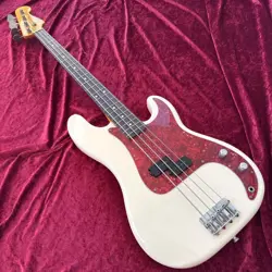 PRECISION BASS PB62