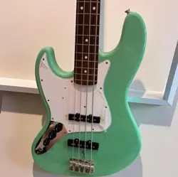 LEFT-HAND ROSEWOOD SURF