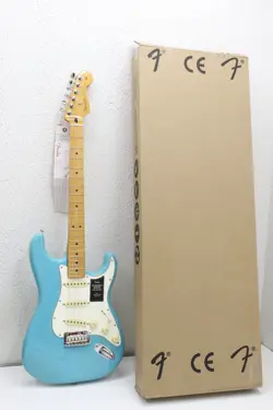 GUITAR CYAN
