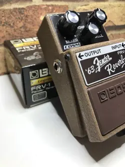 BOSS FENDER 63’ REVERB FRV-1