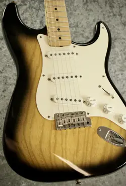 FENDER CUSTOM SHOP 1954 STRATOCASTER REFINISHED 2-TONE SUNBURST 1994 USED