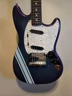 FENDER VINTERA II 70S COMPETITION BURGUNDY MUSTANG